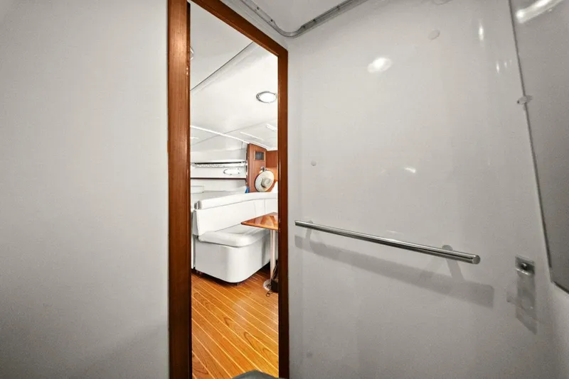 Slide: The Image of Tiara 3100 Open LE 2003 - 15