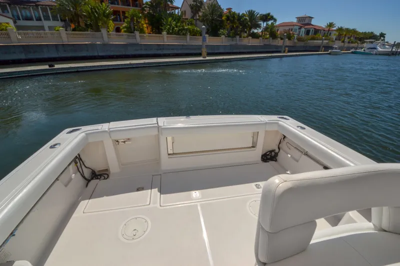 Slide: The Image of Tiara 3100 Open LE 2003 - 16