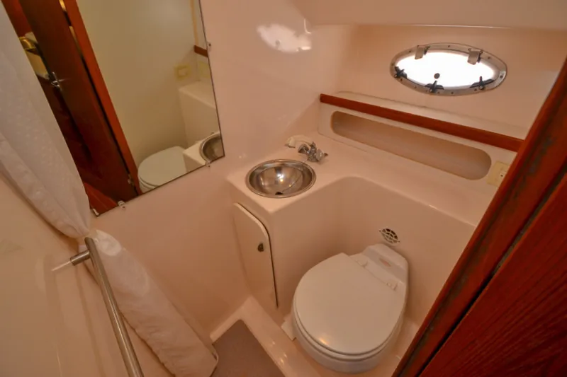 Slide: The Image of Tiara 3100 Open LE 2003 - 23