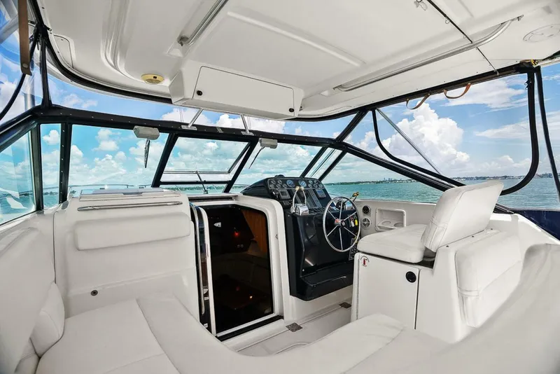 Slide: The Image of Tiara 3100 Open LE 2003 - 71