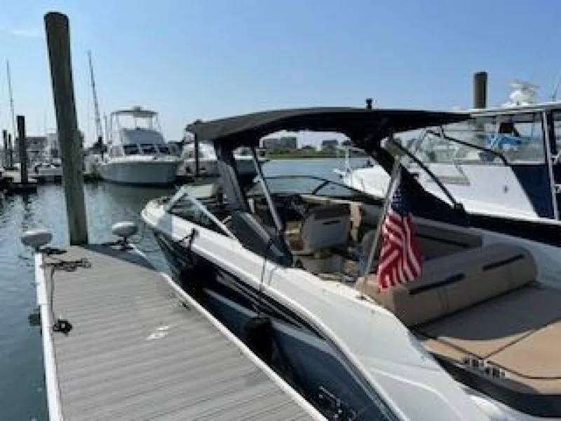 Slide: The Image of Sea Ray 280 SLX 2016 - 2