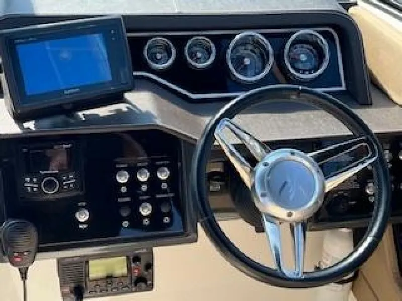 Slide: The Image of Sea Ray 280 SLX 2016 - 8