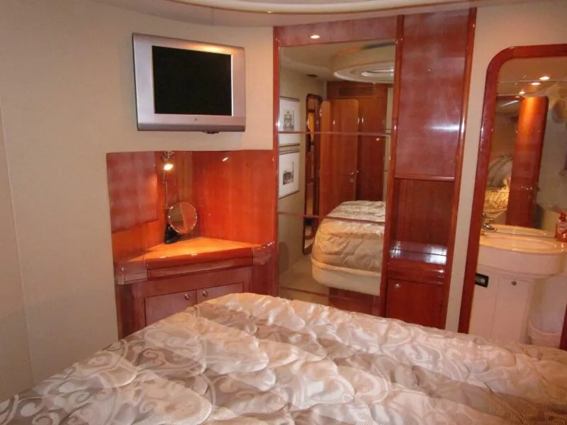 Slide: The Image of Ferretti 590 Motor Yacht 2003 - 19