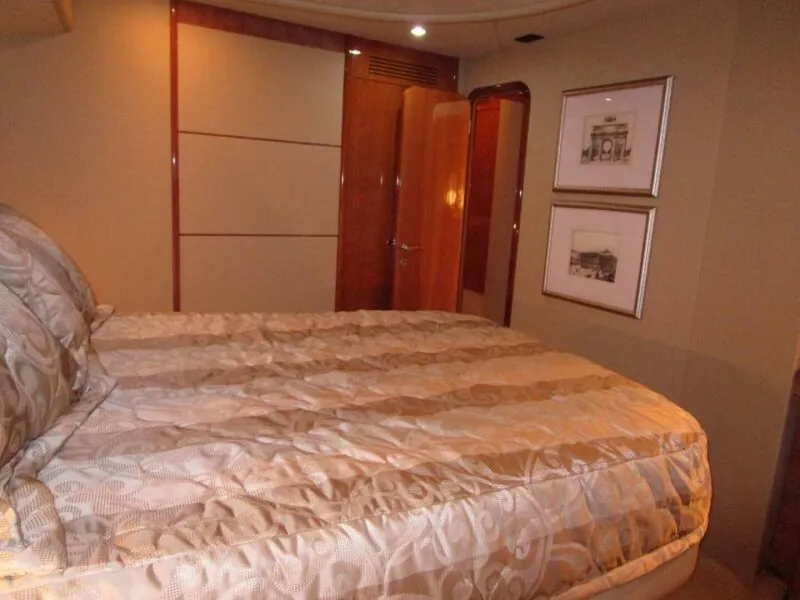 Slide: The Image of Ferretti 590 Motor Yacht 2003 - 20