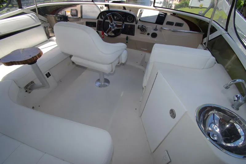 Slide: The Image of Carver Yachts 444 Cockpit Motor Yacht 2005 - 15