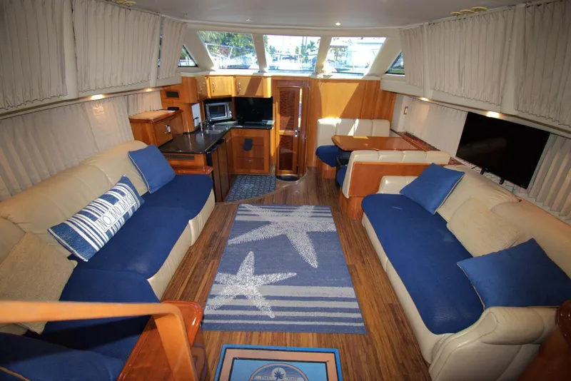 Slide: The Image of Carver Yachts 444 Cockpit Motor Yacht 2005 - 22