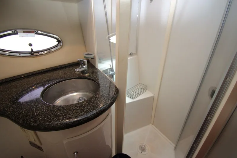 Slide: The Image of Carver Yachts 444 Cockpit Motor Yacht 2005 - 43