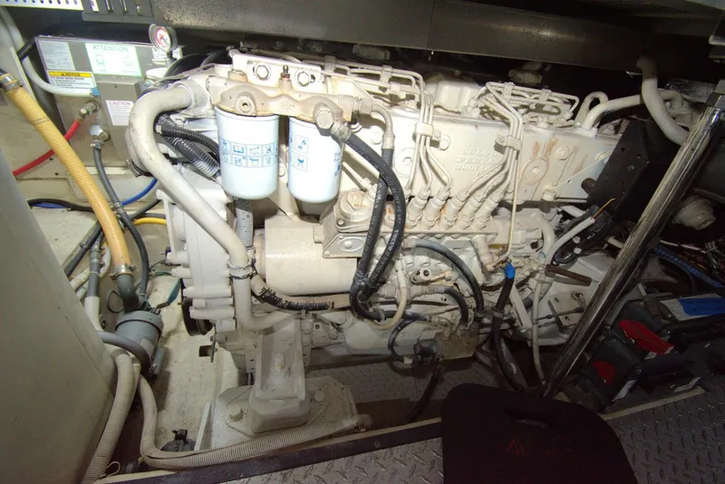 Slide: The Image of Carver Yachts 444 Cockpit Motor Yacht 2005 - 49