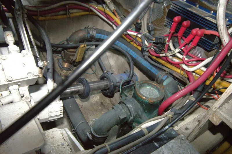 Slide: The Image of Carver Yachts 444 Cockpit Motor Yacht 2005 - 50