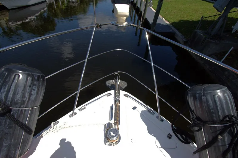 Slide: The Image of Carver Yachts 444 Cockpit Motor Yacht 2005 - 9