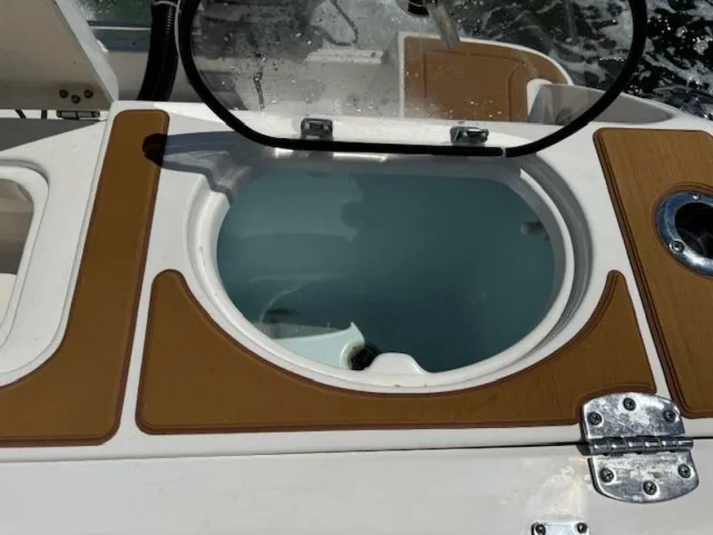 Slide: The Image of Robalo R242 Center Console 2021 - 11