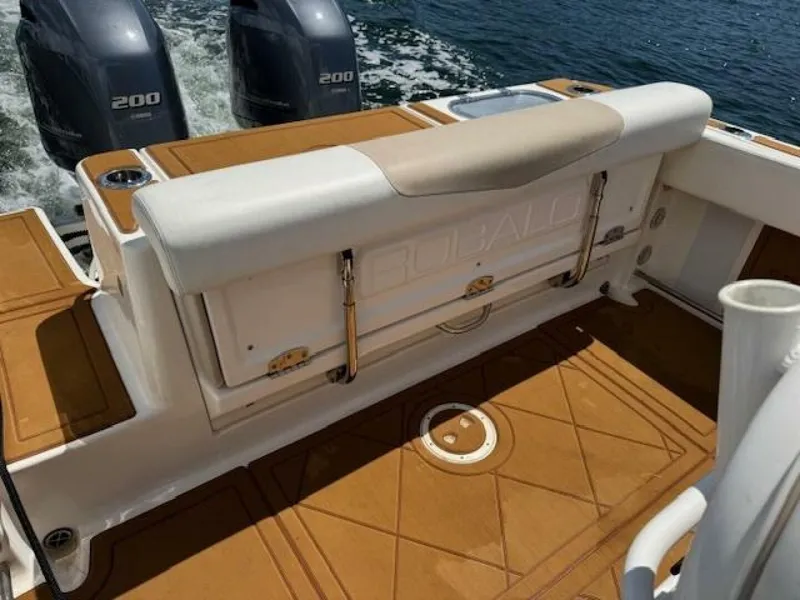 Slide: The Image of Robalo R242 Center Console 2021 - 8