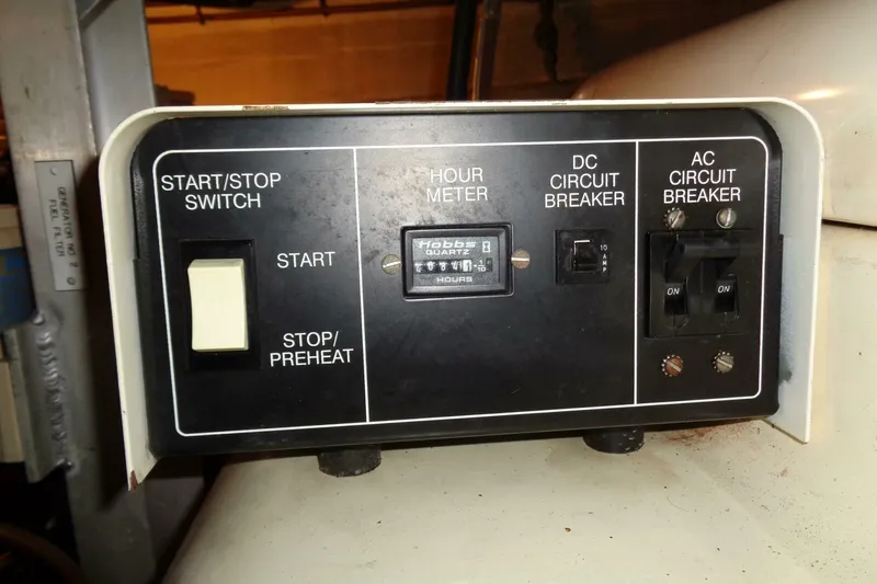 Slide: The Image of Hatteras 70 Cockpit Motor Yacht 1987 - 121