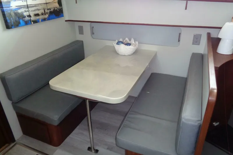 Slide: The Image of Hatteras 70 Cockpit Motor Yacht 1987 - 46