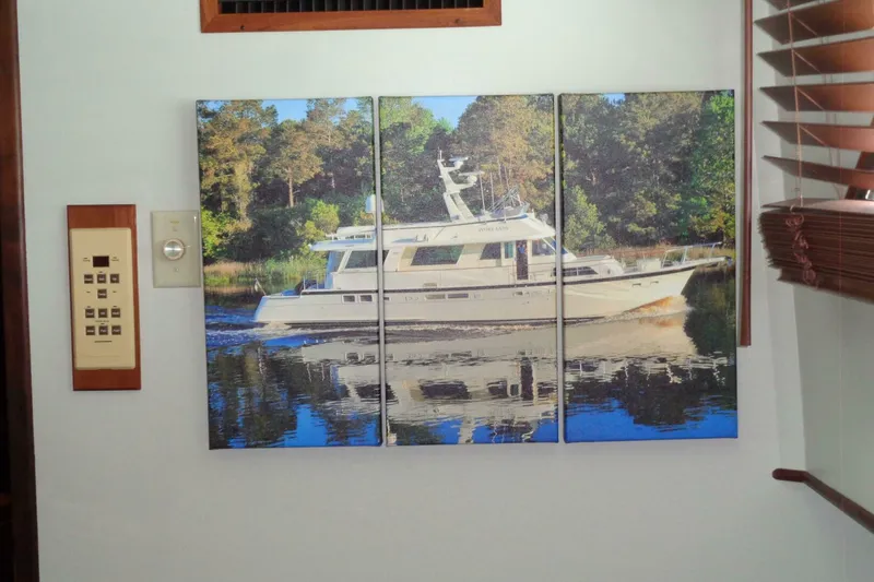 Slide: The Image of Hatteras 70 Cockpit Motor Yacht 1987 - 48
