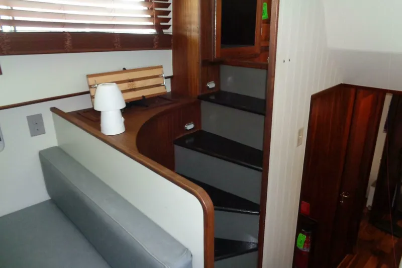Slide: The Image of Hatteras 70 Cockpit Motor Yacht 1987 - 50