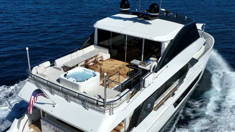 Slide: The Image of Ocean Alexander 27 Explorer 2021 - 53