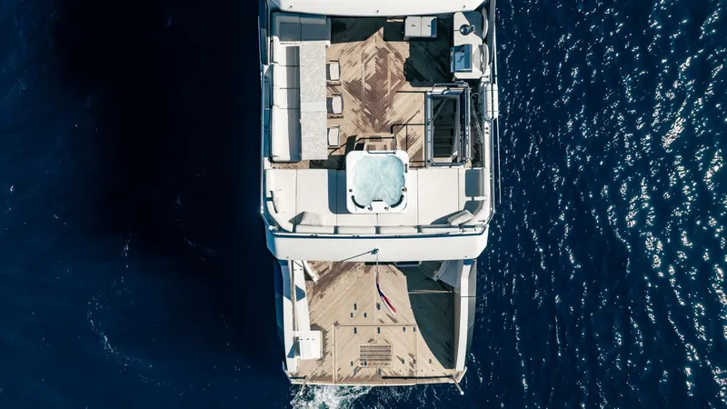 Slide: The Image of Ocean Alexander 27 Explorer 2021 - 54