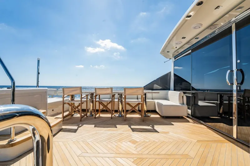 Slide: The Image of Ocean Alexander 27 Explorer 2021 - 59