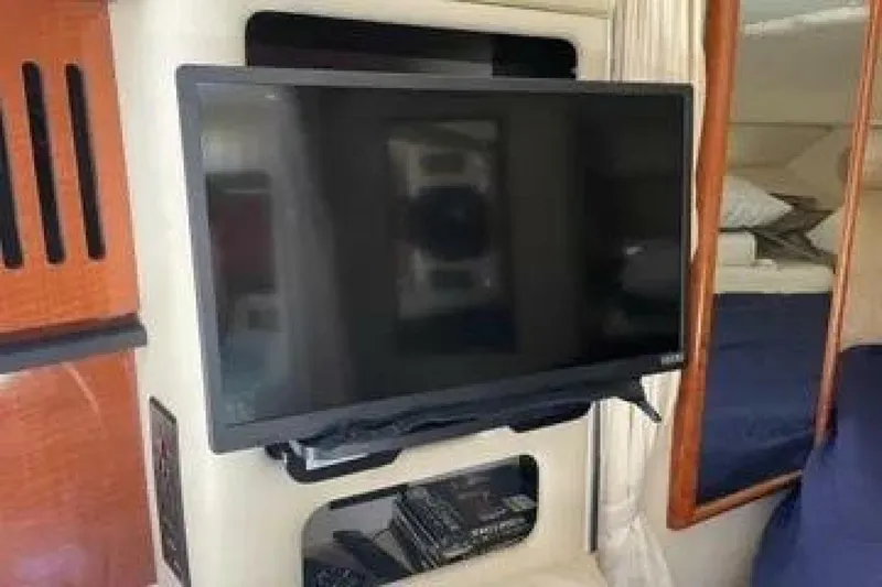 Slide: The Image of Sea Ray 340 Sundancer 2002 - 6