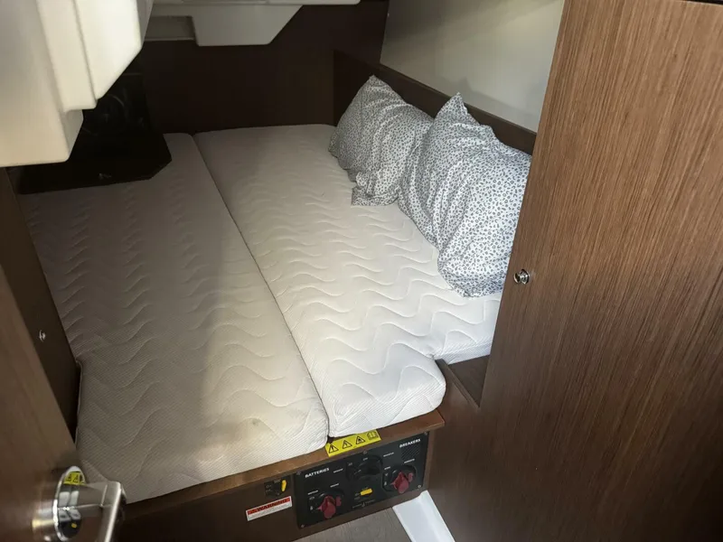 Slide: The Image of Beneteau Oceanis 38.1 2023 - 45