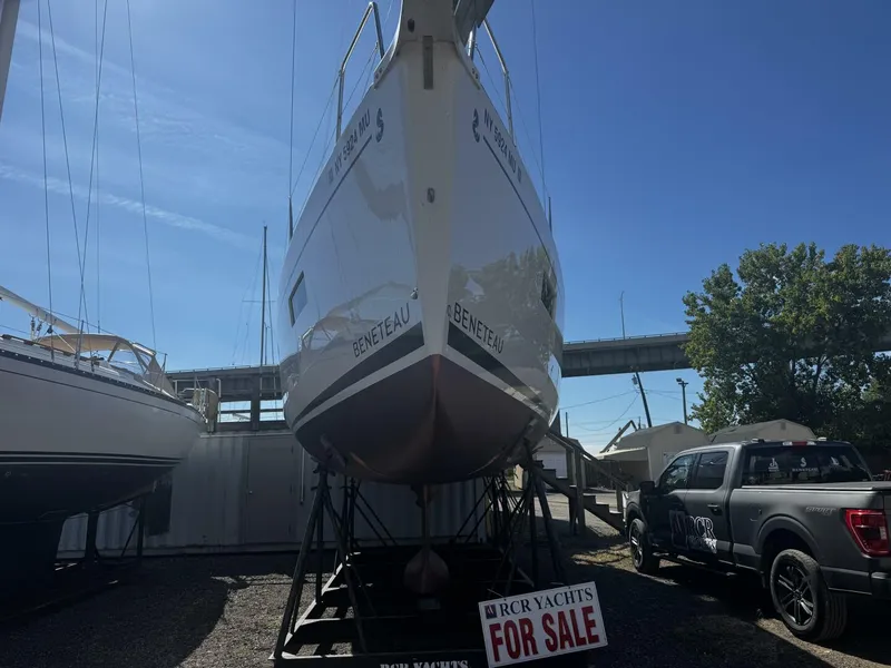 Slide: The Image of Beneteau Oceanis 38.1 2023 - 51