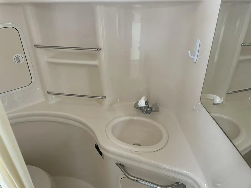 Slide: The Image of Sea Ray 300 Sundancer 2003 - 29