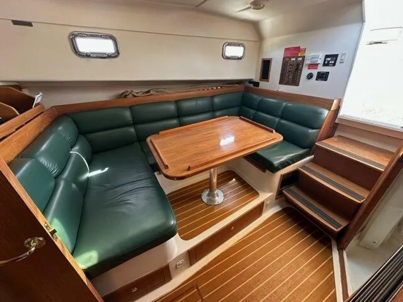 Slide: The Image of Mainship Pilot 34 2002 - 19