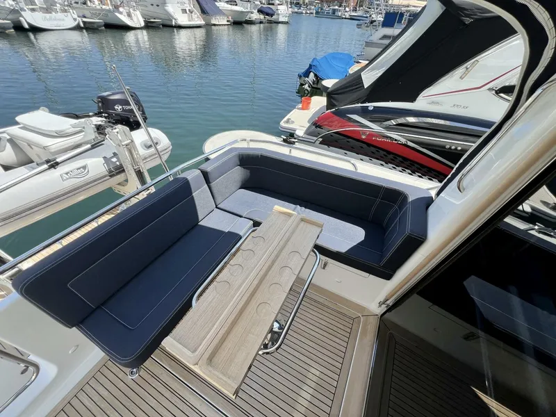 Slide: The Image of Nimbus 365 Coupe 2018 - 34