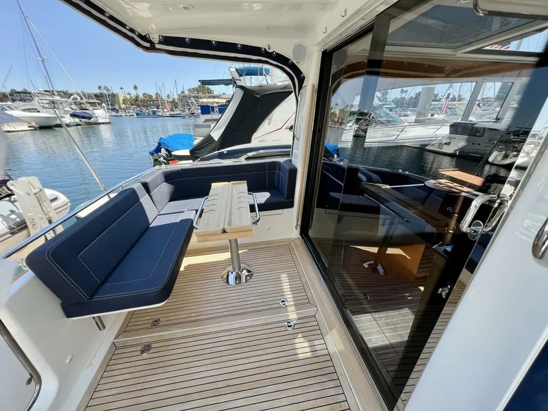 Slide: The Image of Nimbus 365 Coupe 2018 - 35