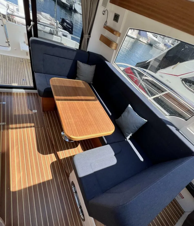 Slide: The Image of Nimbus 365 Coupe 2018 - 39