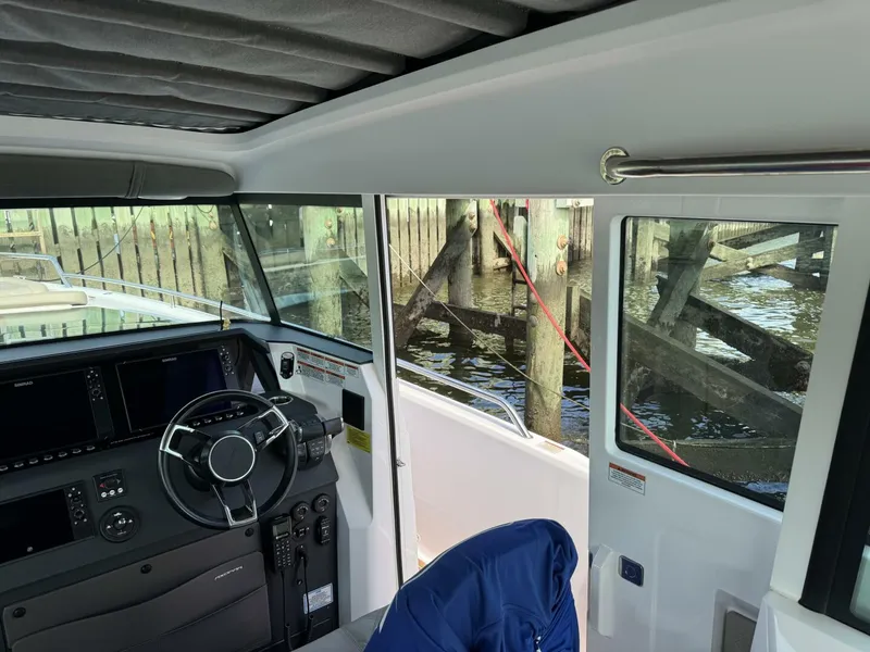 Slide: The Image of Axopar 37 XC CROSS CABIN 2022 - 22