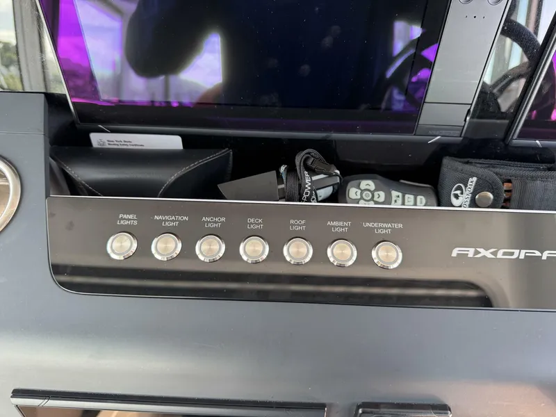 Slide: The Image of Axopar 37 XC CROSS CABIN 2022 - 28