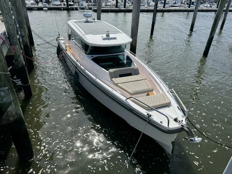 Slide: The Image of Axopar 37 XC CROSS CABIN 2022 - 3