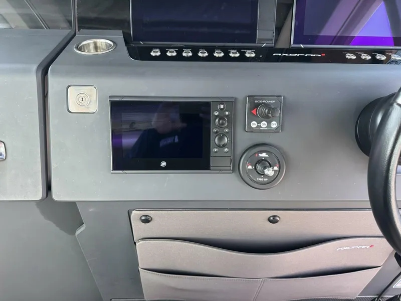 Slide: The Image of Axopar 37 XC CROSS CABIN 2022 - 30