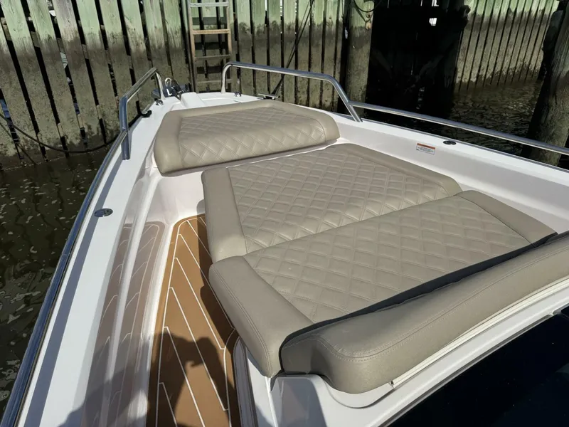 Slide: The Image of Axopar 37 XC CROSS CABIN 2022 - 37