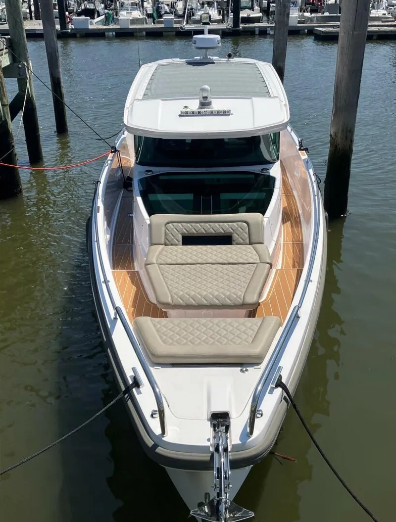Slide: The Image of Axopar 37 XC CROSS CABIN 2022 - 43
