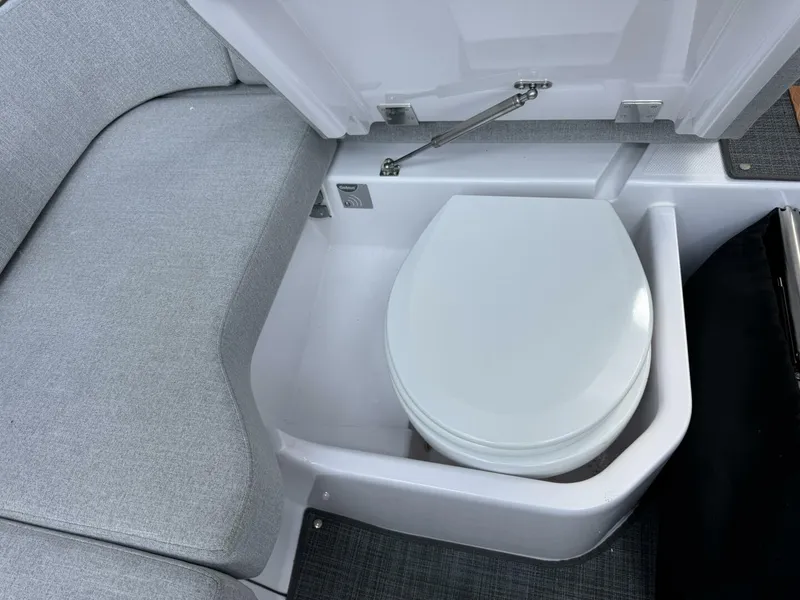 Slide: The Image of Axopar 37 XC CROSS CABIN 2022 - 50