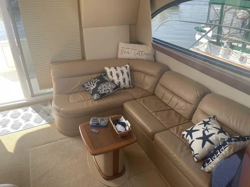 Slide: The Image of Meridian 411 Sedan 2006 - 11