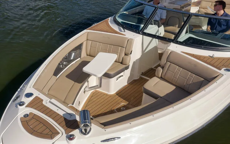 Slide: The Image of Sea Ray 350 SLX 2016 - 41