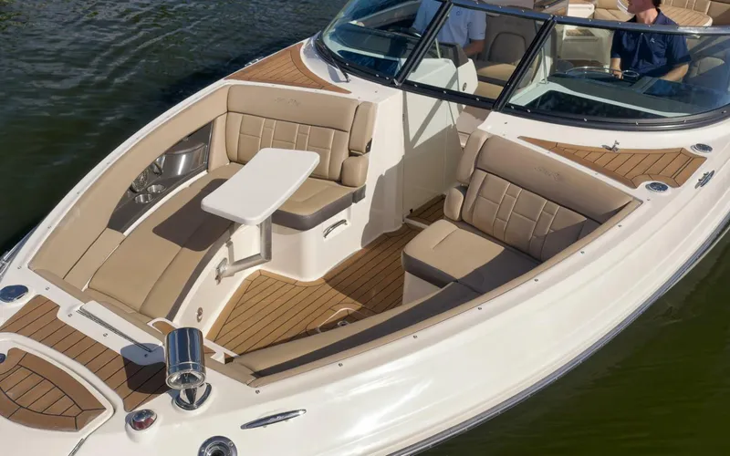 Slide: The Image of Sea Ray 350 SLX 2016 - 42