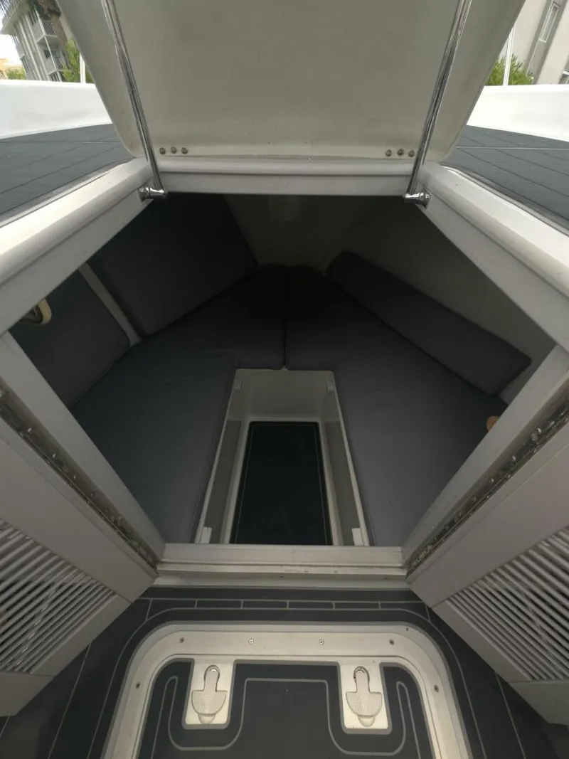Slide: The Image of Dusky 256 Center Console 1999 - 10