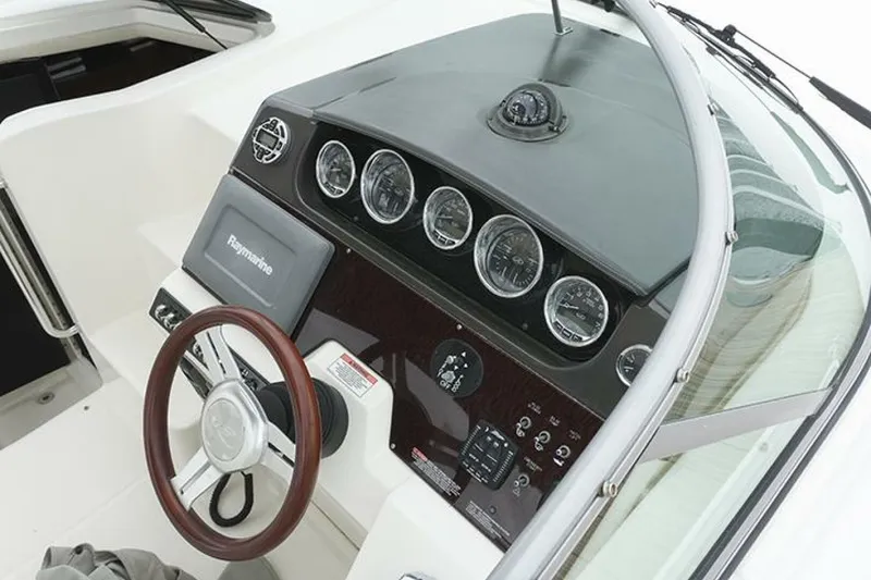 Slide: The Image of Sea Ray 310 Sundancer 2010 - 12