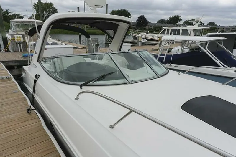 Slide: The Image of Sea Ray 310 Sundancer 2010 - 3
