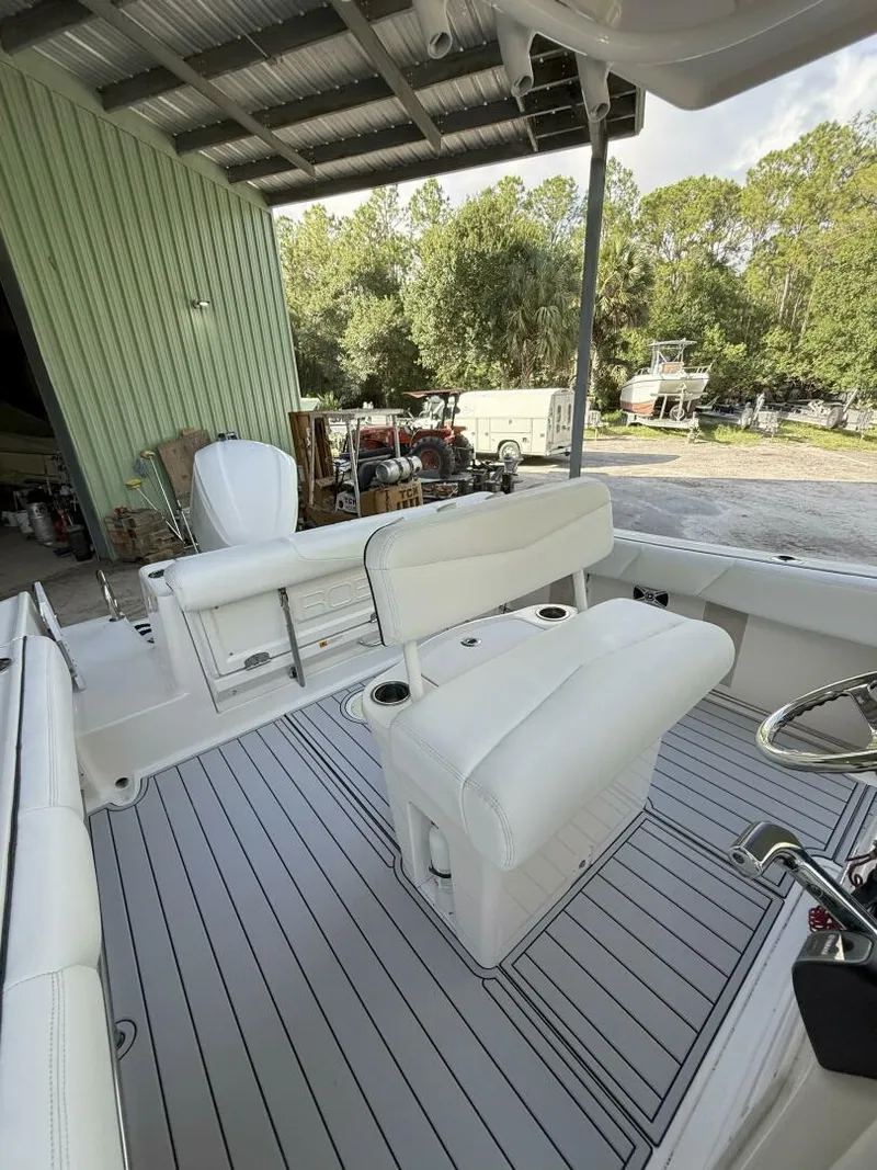 Slide: The Image of Robalo 2015 - 19