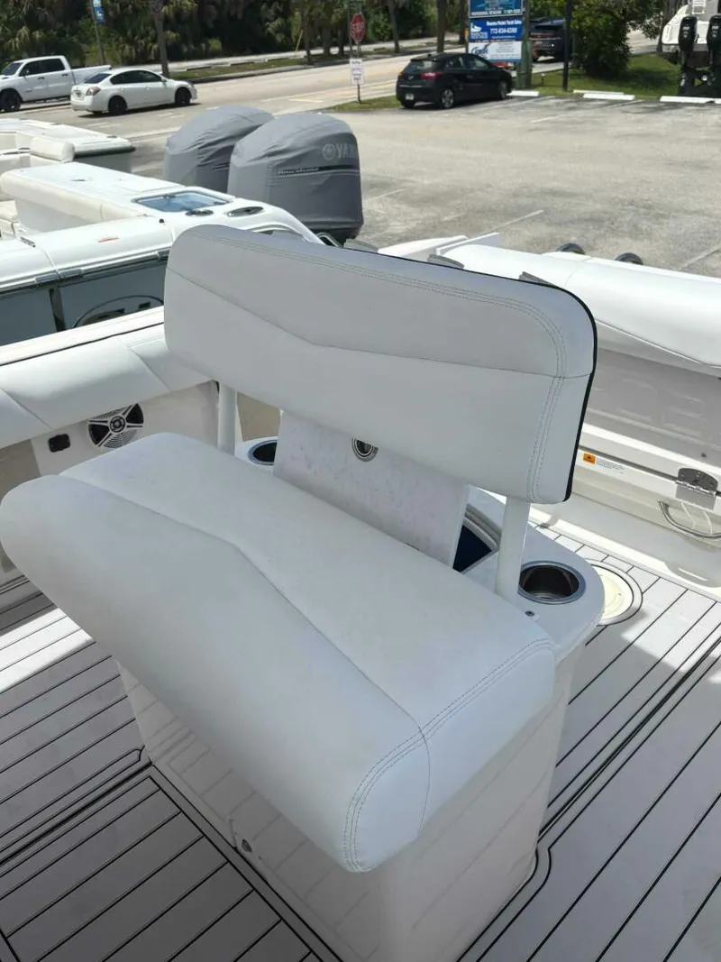 Slide: The Image of Robalo 2015 - 35