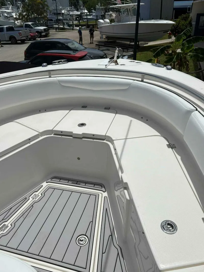 Slide: The Image of Robalo 2015 - 36
