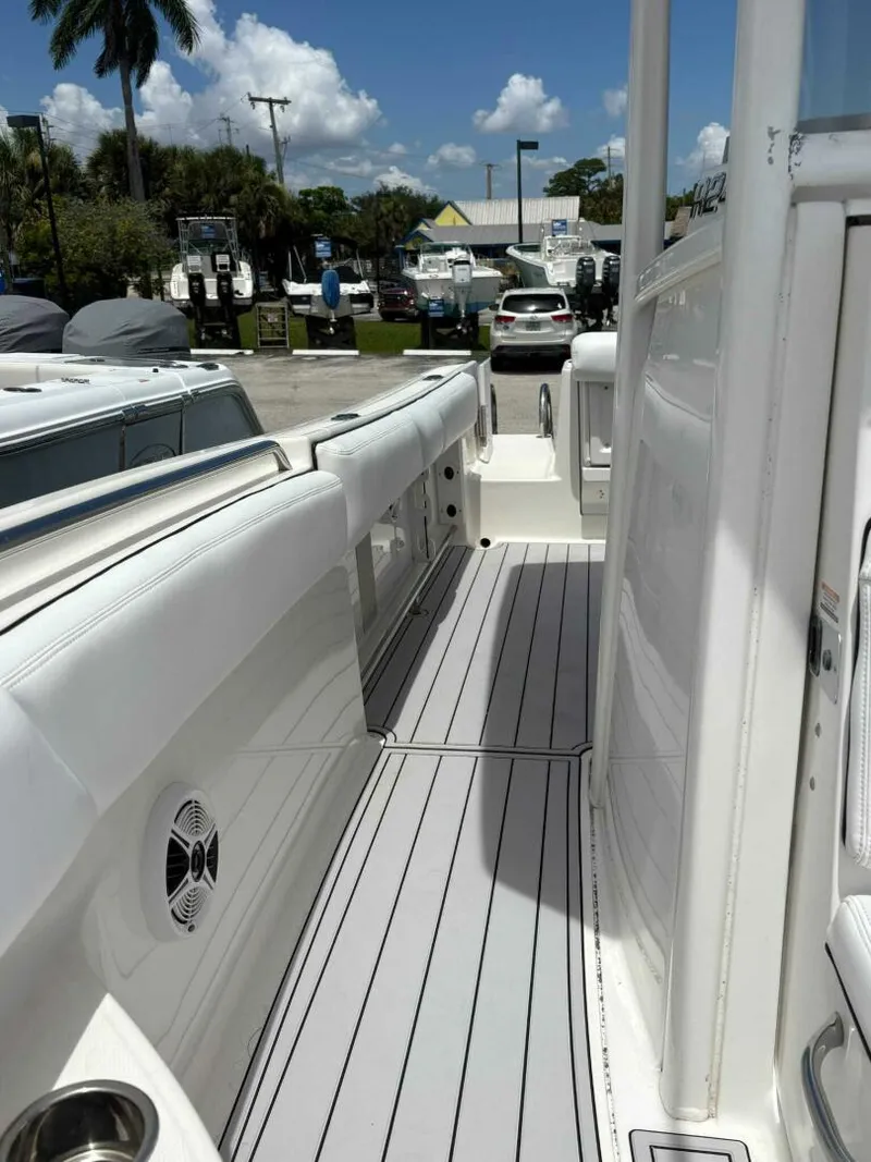 Slide: The Image of Robalo 2015 - 38