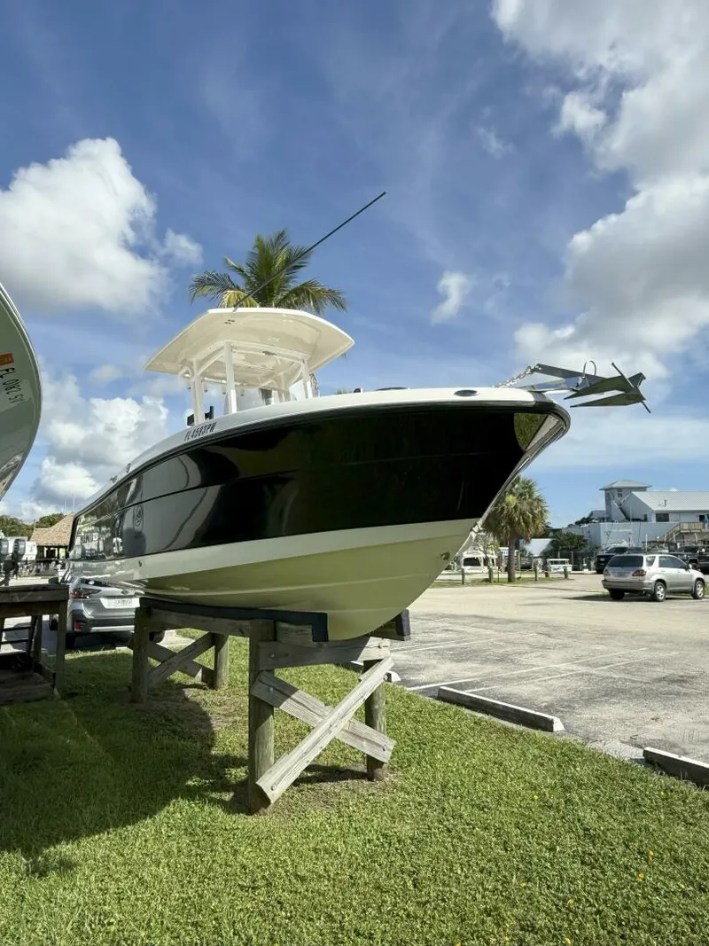Slide: The Image of Robalo 2015 - 5