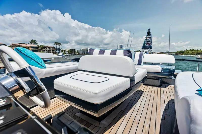Slide: The Image of Riva Perseo Super 2024 - 20